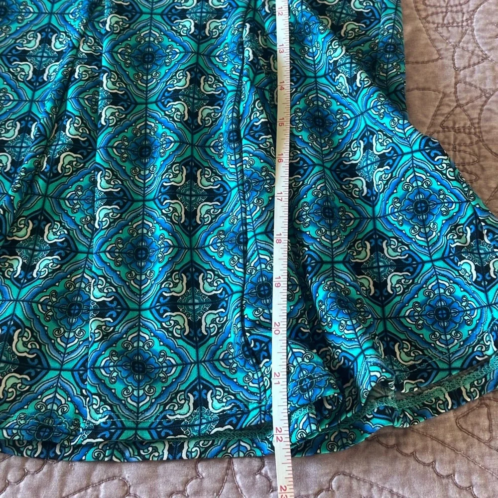 XS peplum pattern top - Picture 8 of 14